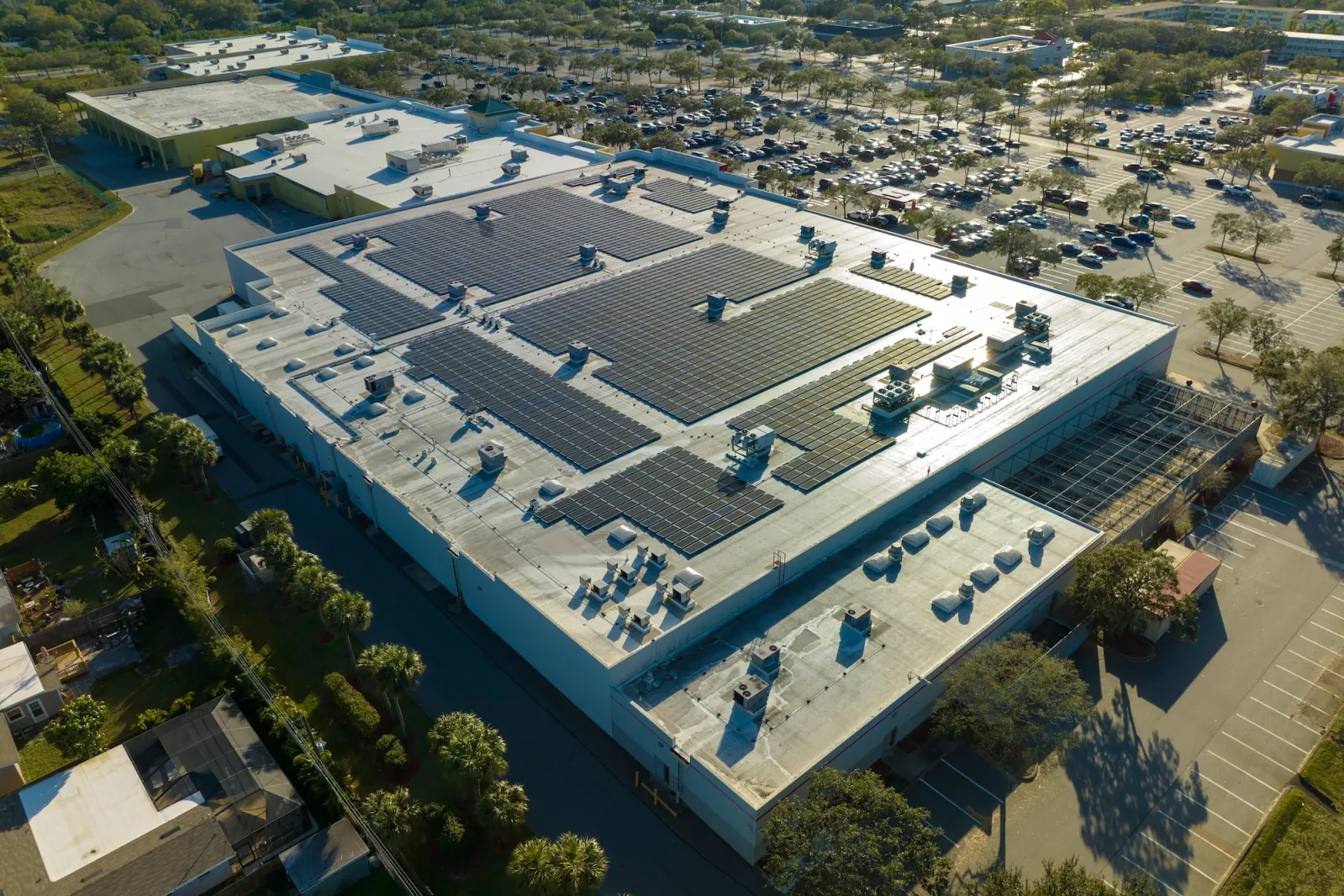 Commercial roofing work in Toledo, OH
