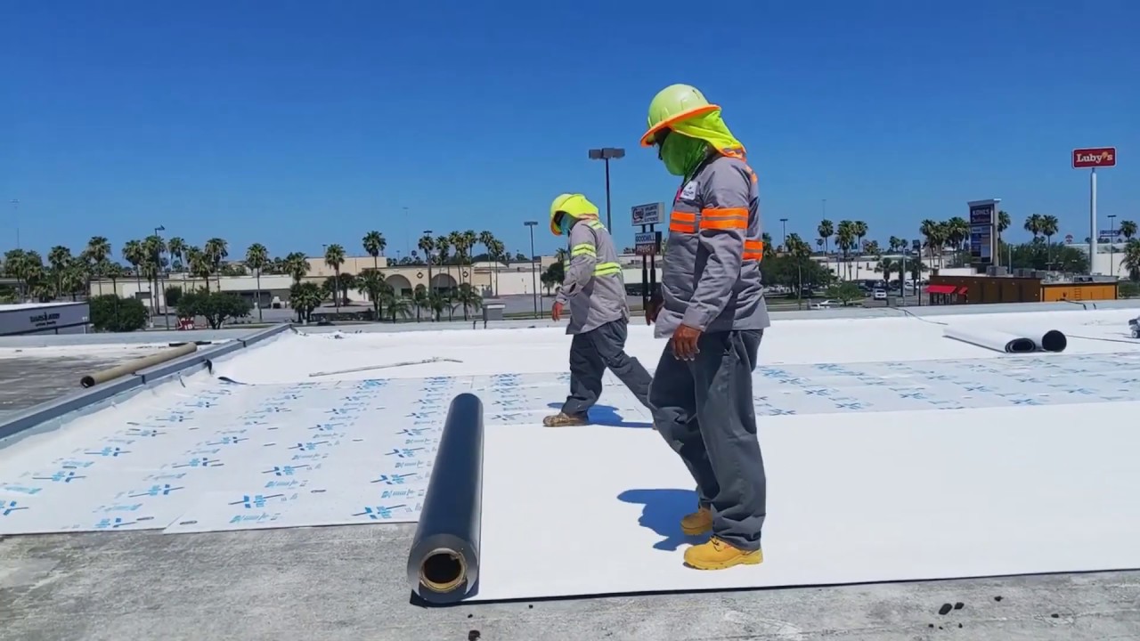 Commercial roofing work in Toledo, OH
