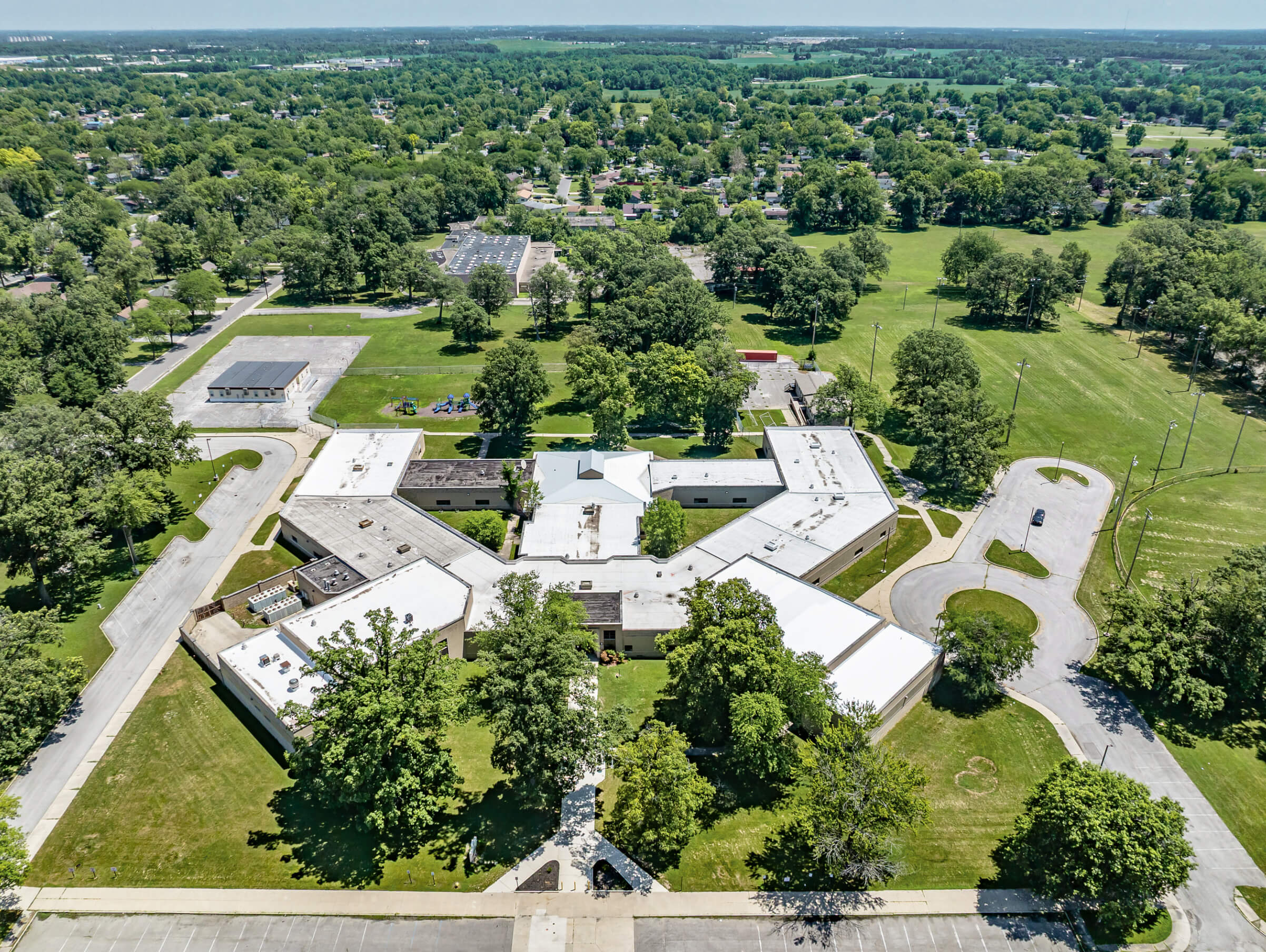Commercial roofing work in Toledo, OH