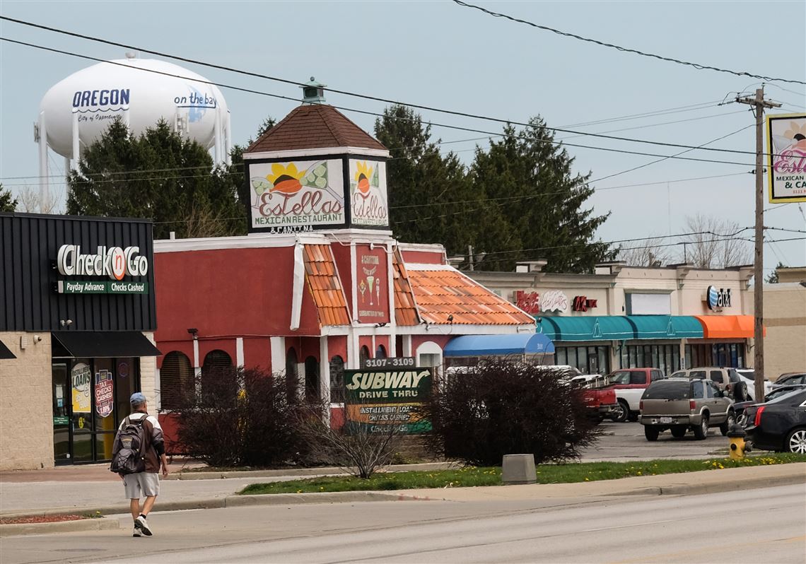 Commercial roofing work in Toledo, OH