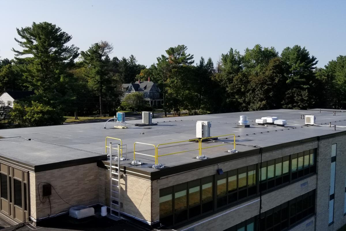 Commercial roofing work in Toledo, OH