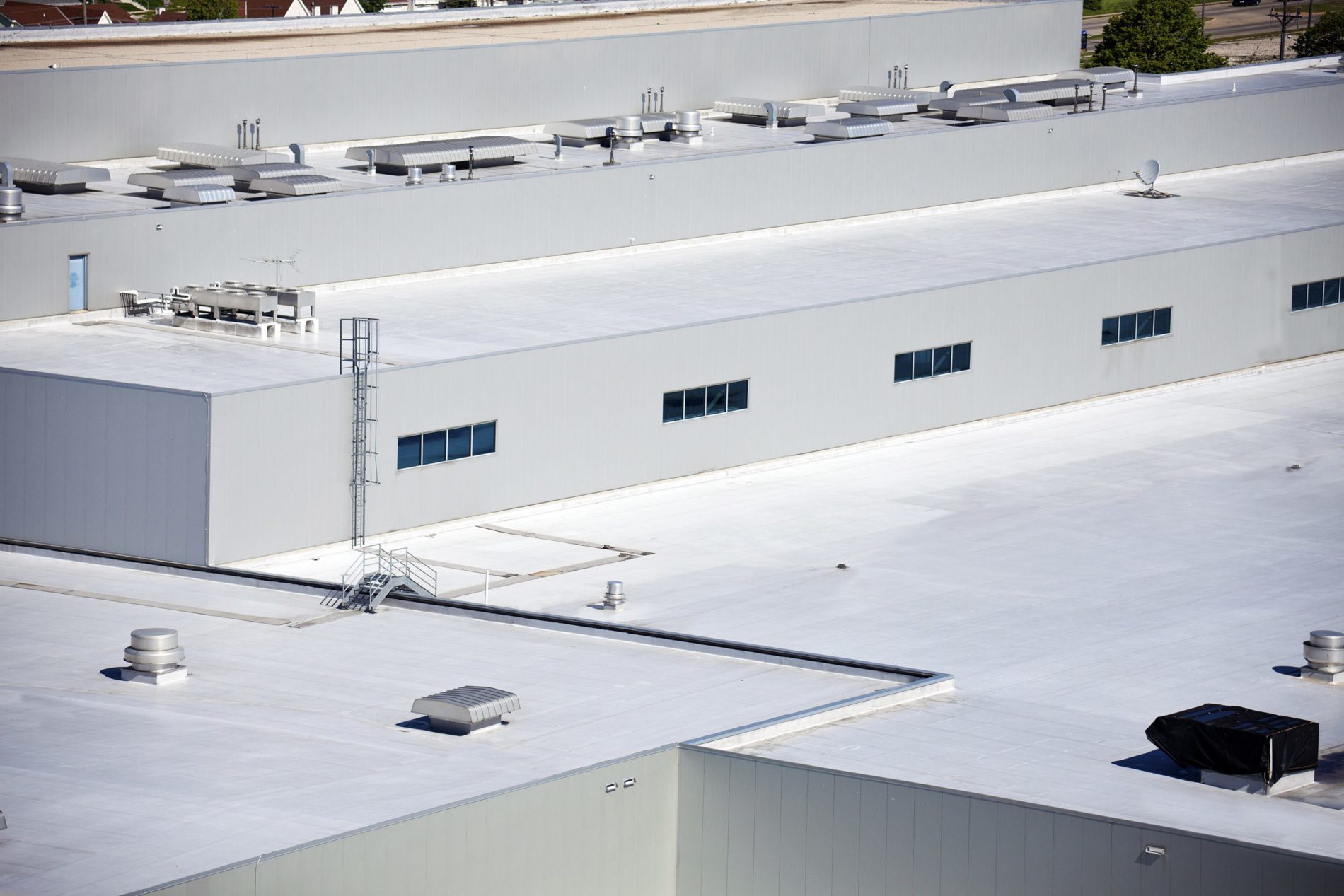 Commercial roofing work in Toledo, OH